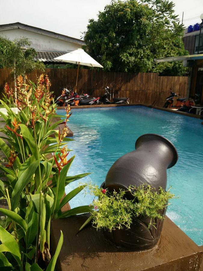 The Cozy Hotel Chalong Buitenkant foto